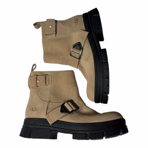 UGG Sand Ashton Short Chelsea Tan Chunky Lug Waterproof Suede Boots Size 8